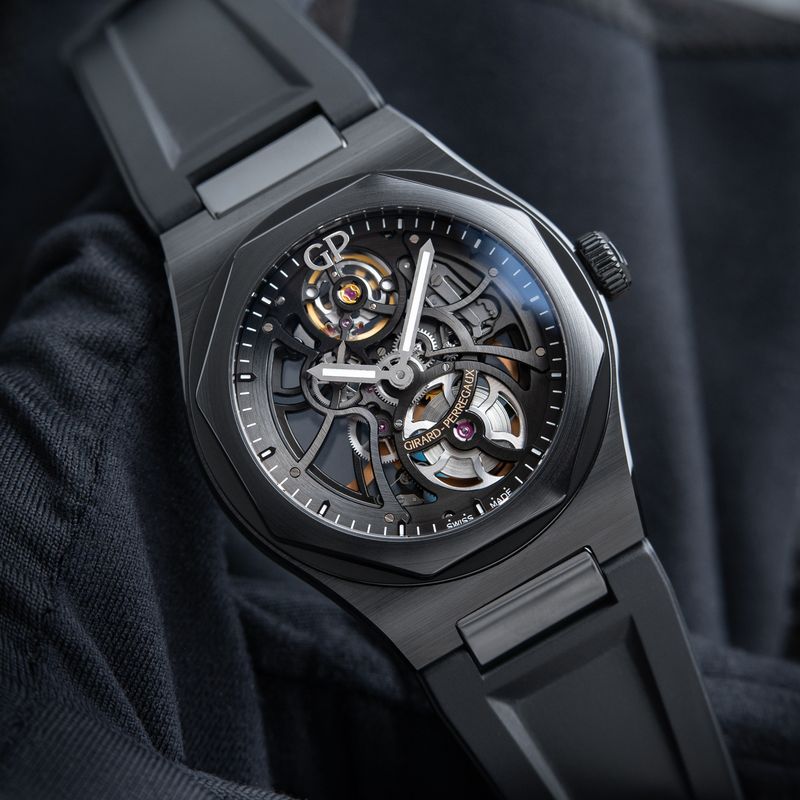 Girard Perregaux Laureato Skeleton Openworked Black Ceramic Automatic 81015 42mm