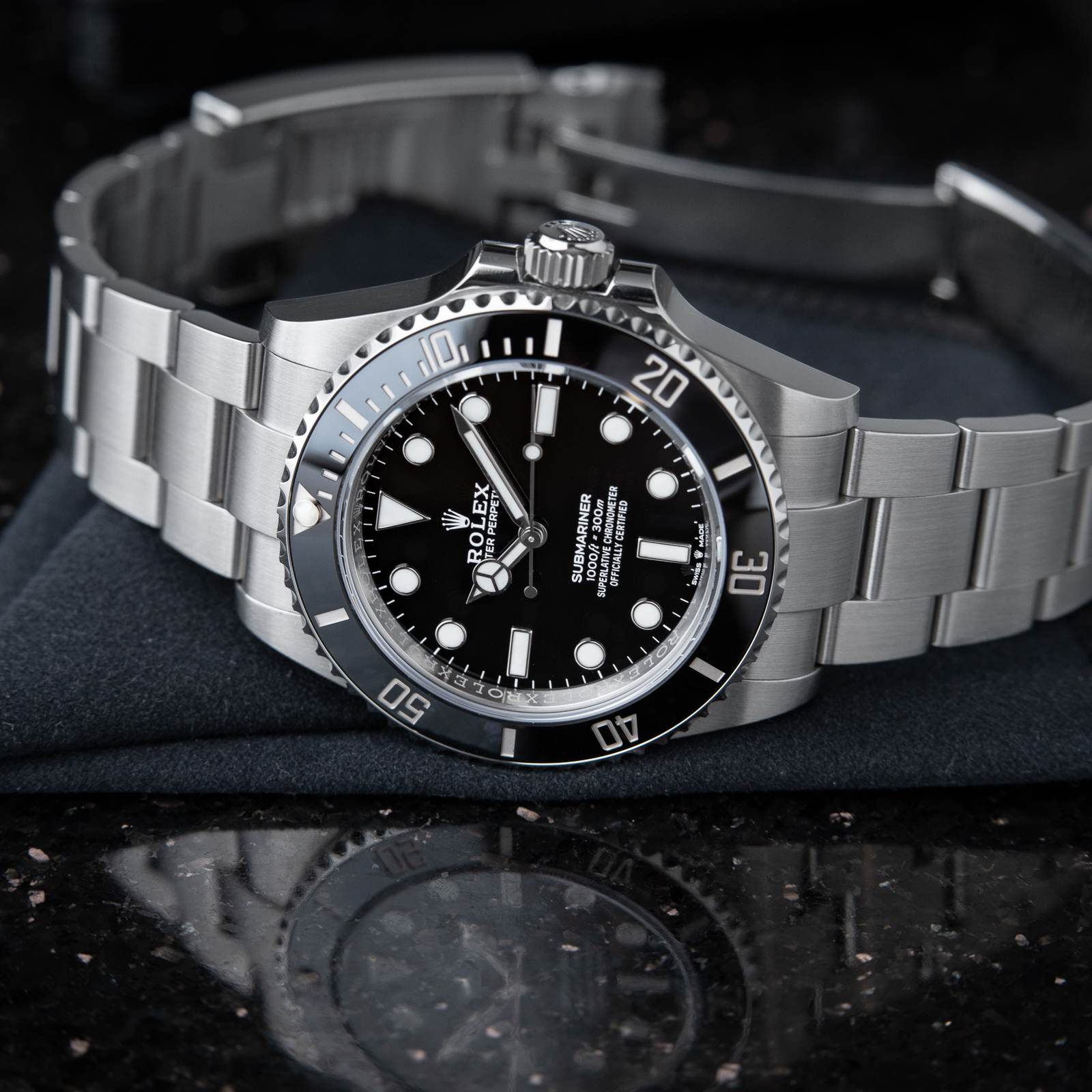 Rolex Submariner (No Date) Oyster Perpetual Diver Black Ceramic Steel Bracelet 41mm