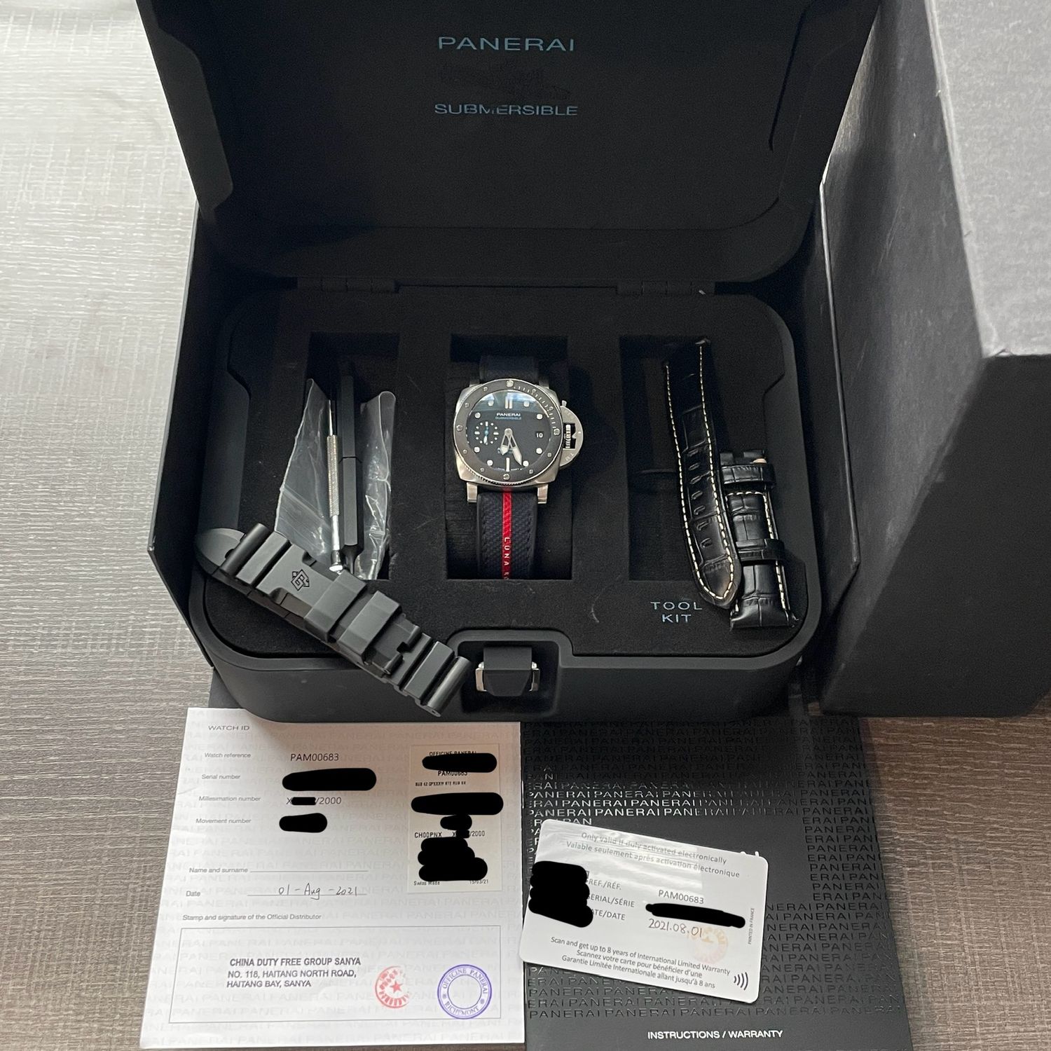 Panerai Luminor Submersible Black Dial Ceramic Bezel Steel Diver
