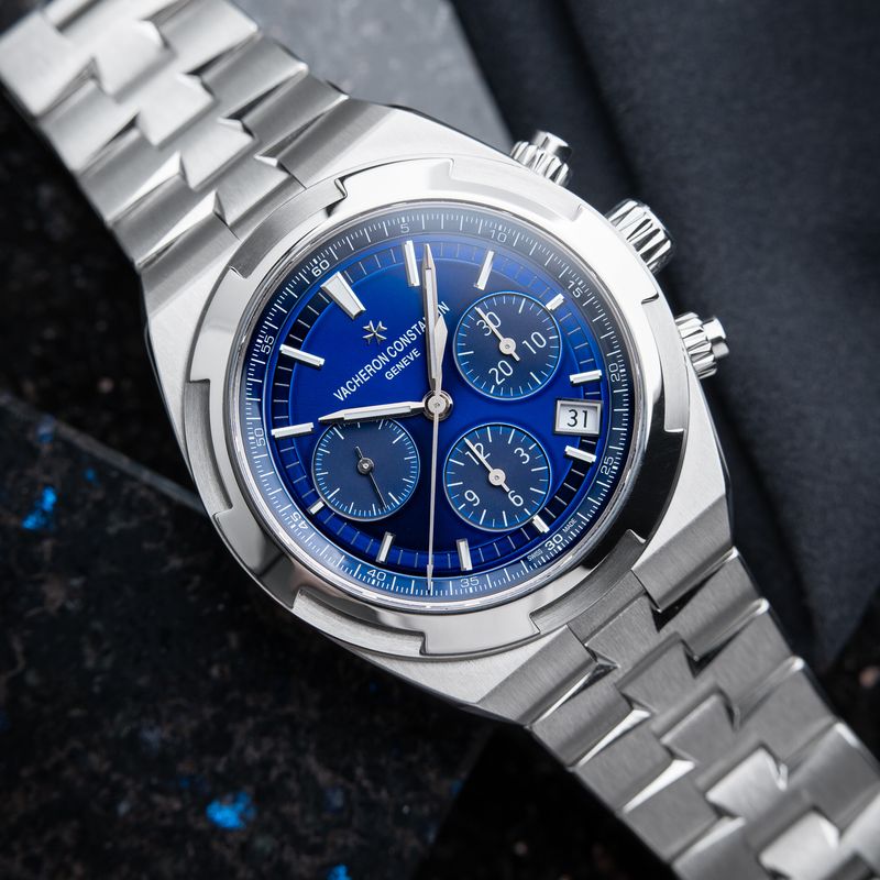 Vacheron Constantin Overseas 5500V Chronograph Blue Dial Steel Bracelet 43