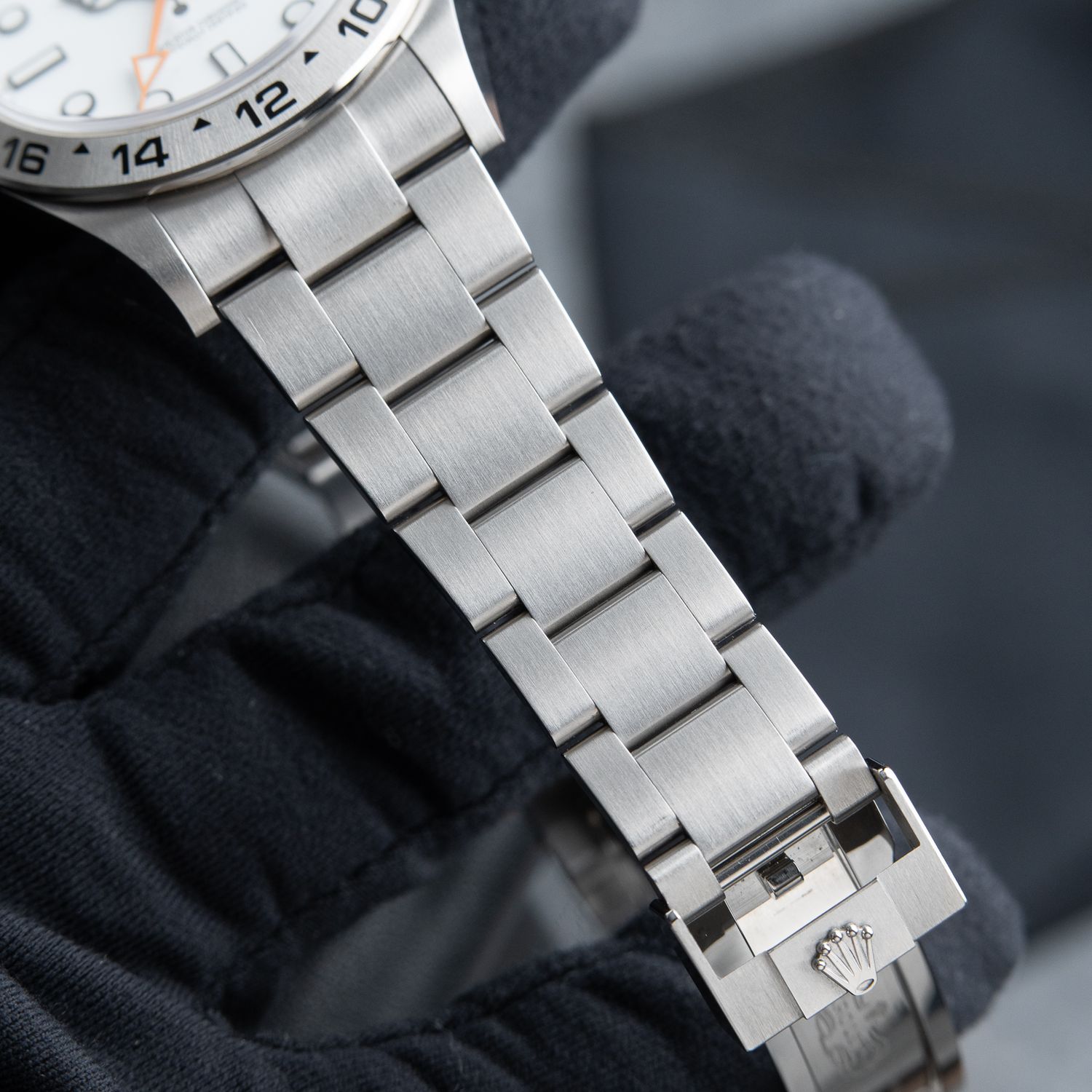 Rolex Explorer II Polar CLEAN 3/24 Oyster 42mm White Dial Steel