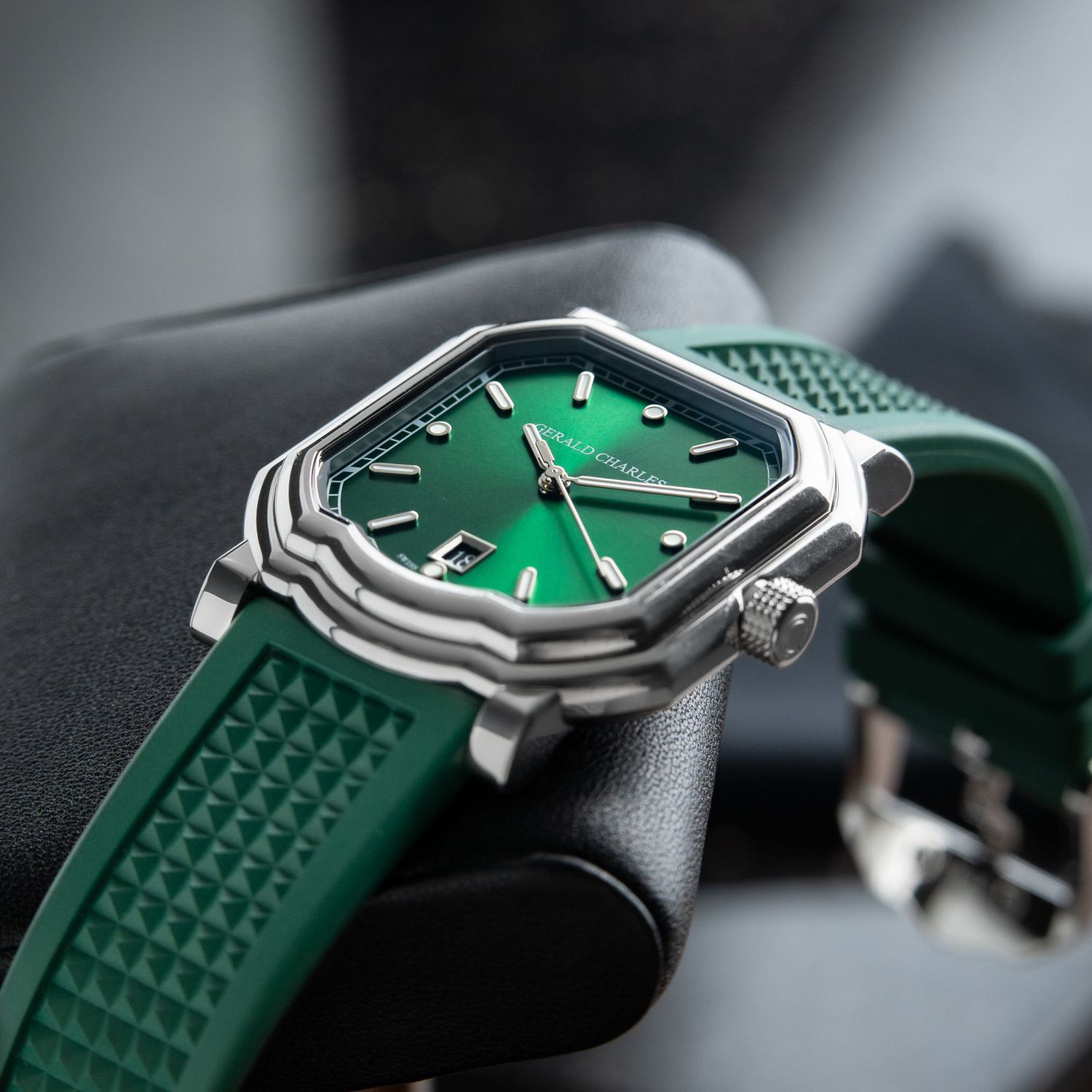 Gerald Charles Maestro 2.0 Ultra Thin Steel Emerald Green Dial