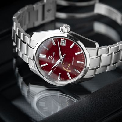 ☆廉価版　メタリックレッドのSX STに新機能を追加改造 Grand Seiko Heritage Collection Limited Edition 1/2024 Spring