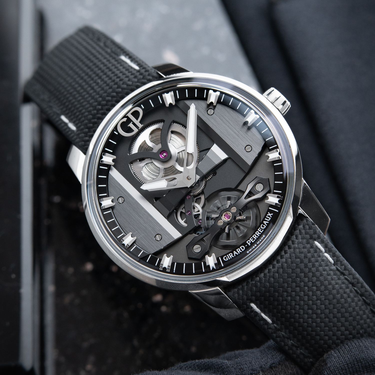 Girard Perregaux Free Bridge CLEAN Openworked Grey Steel Automatic 82000