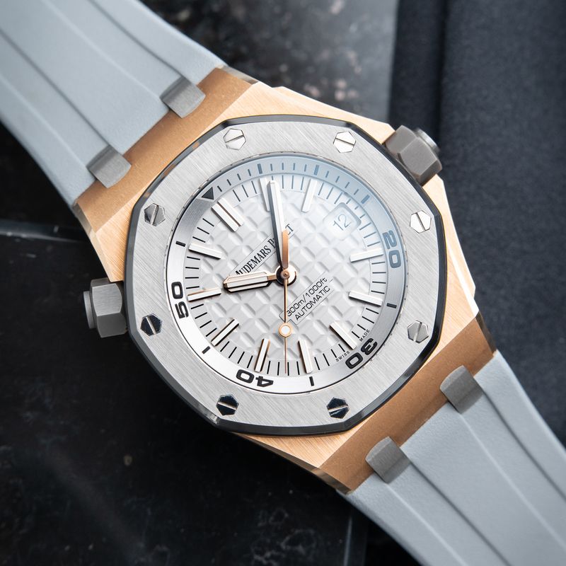 Audemars Piguet Royal Oak Offshore Diver 300M Japan Limited Edition Of 500 Rose Gold Titanium Gray 42