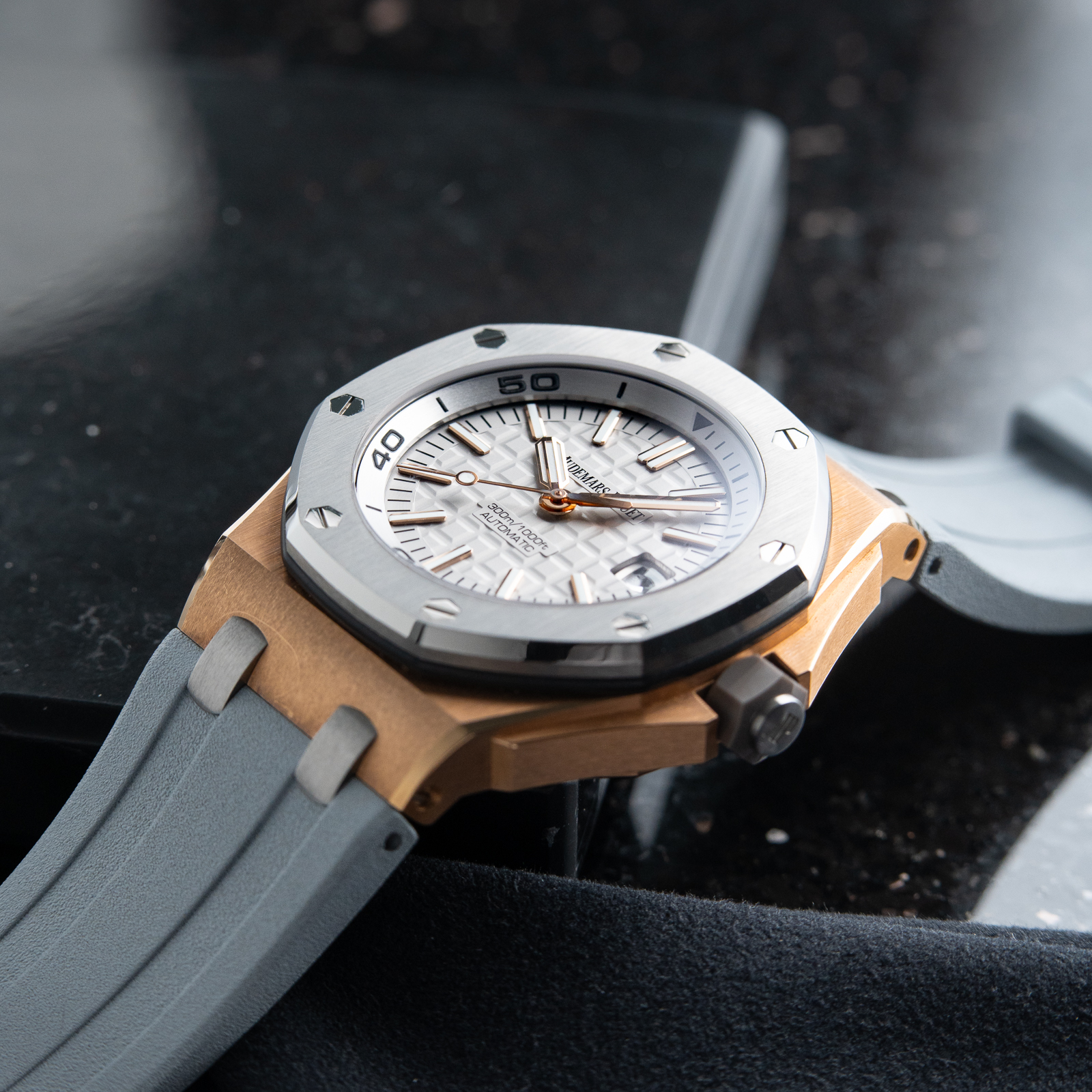 Audemars Piguet Royal Oak Offshore Diver 300M Japan Limited Edition Of 500 Rose Gold Titanium Gray 42