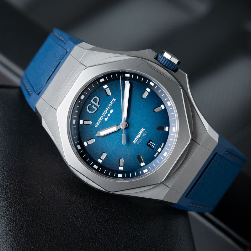Girard Perregaux Laureato Absolute Limited Edition 230 Titanium Blue 44mm
