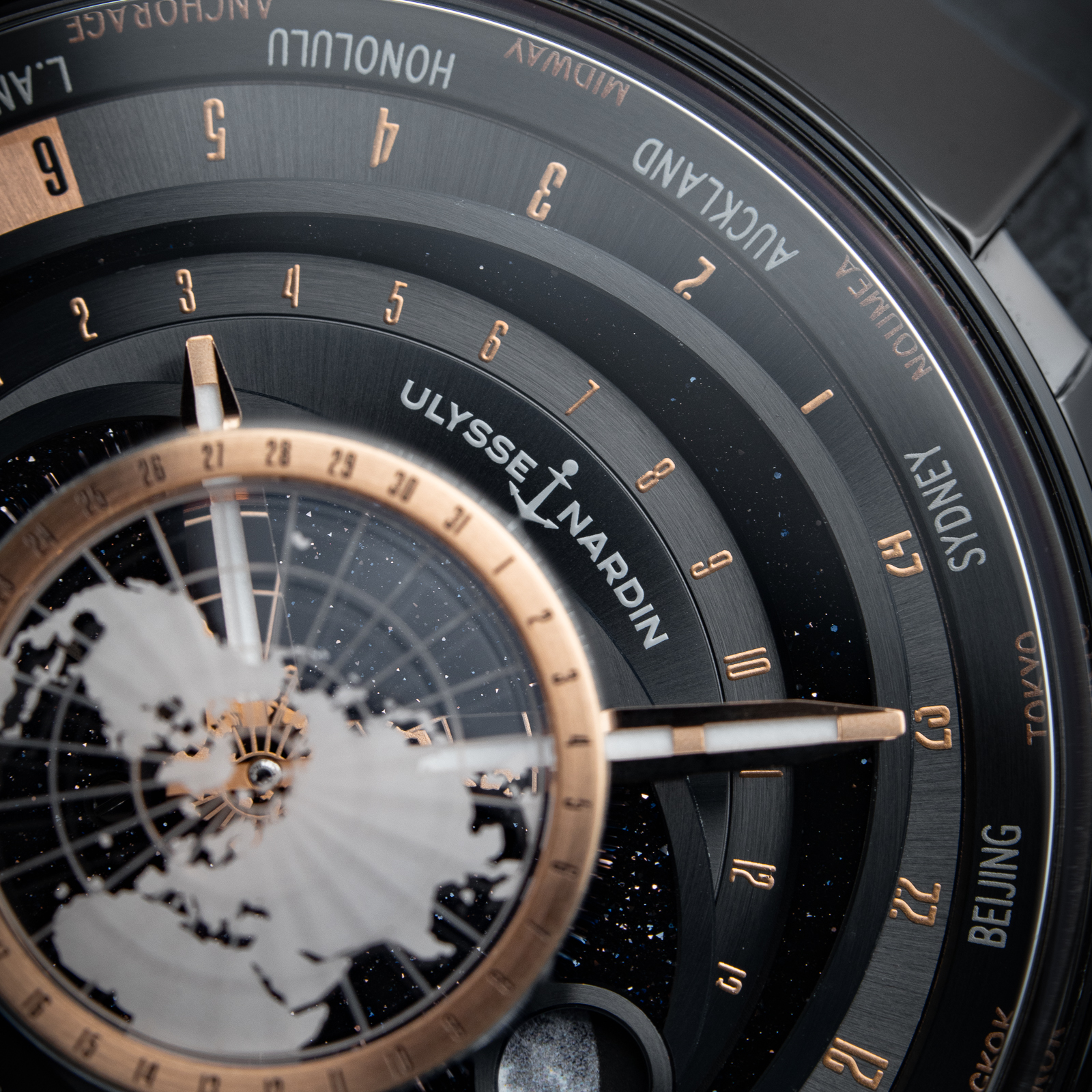 Ulysse Nardin Blast Moonstruck UNWORN Worldtimer Black DLC Titanium Ceramic Rose Gold Moonphase