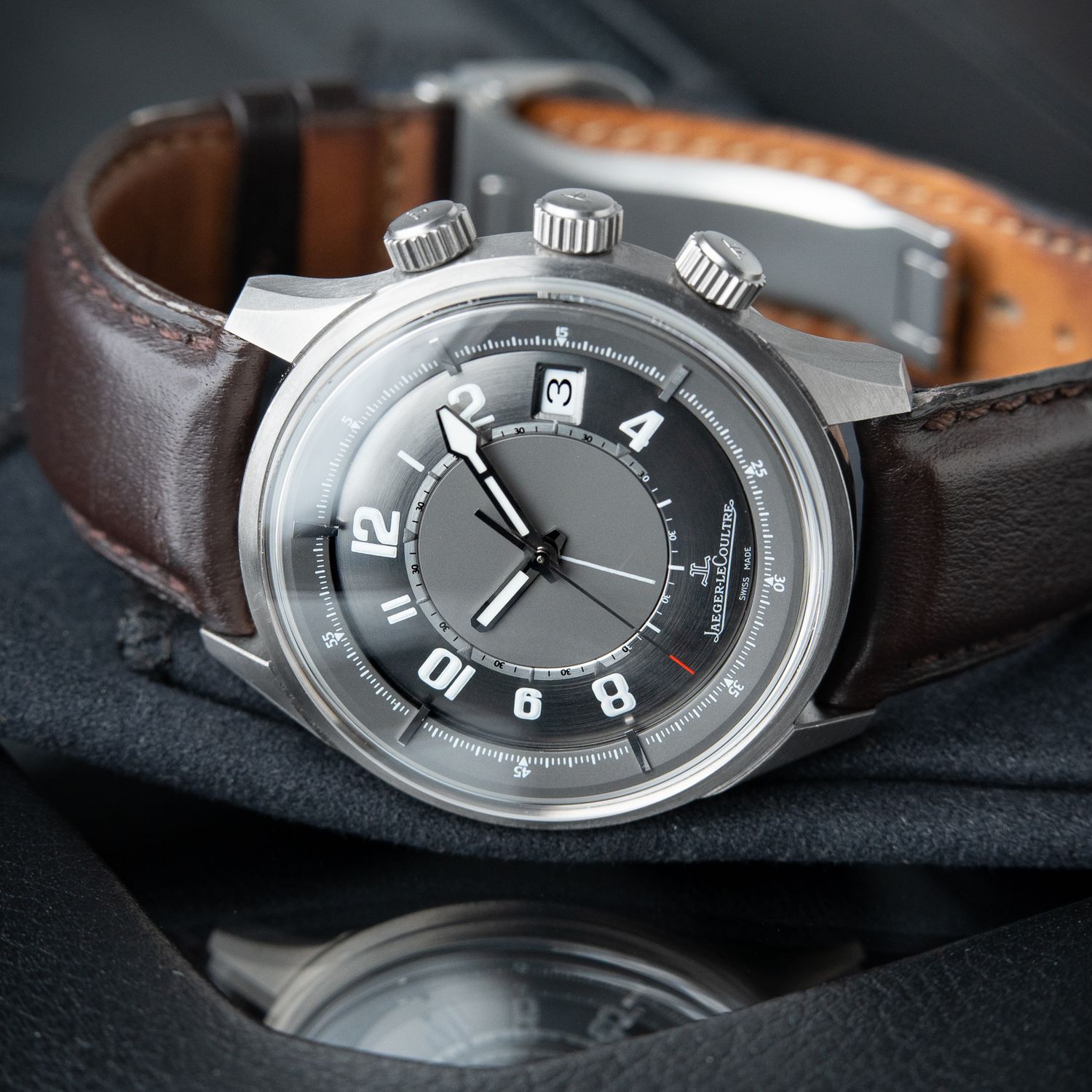 Jaeger-LeCoultre AMVOX 1 Aston Martin Limited Edition Alarm