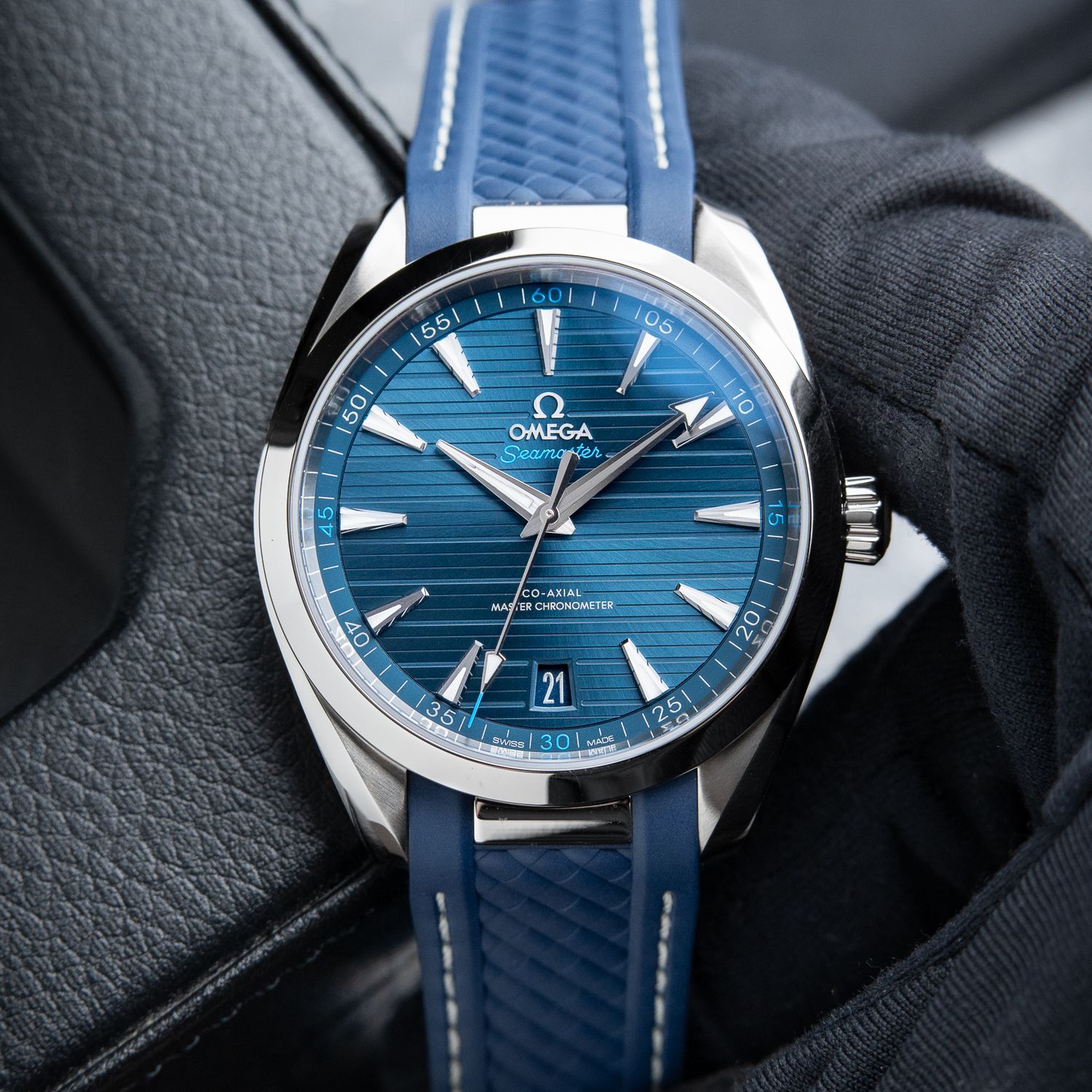 Omega Seamaster Aqua Terra 150M Blue Dial Strap Steel Automatic Date 41mm