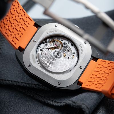 Hermès H08 CLEAN 7/2024 DLC Titanium Automatic Orange Strap Gray