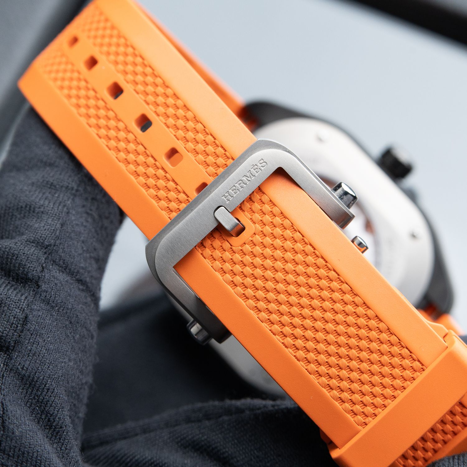 Hermès H08 CLEAN 7/2024 DLC Titanium Automatic Orange Strap Gray