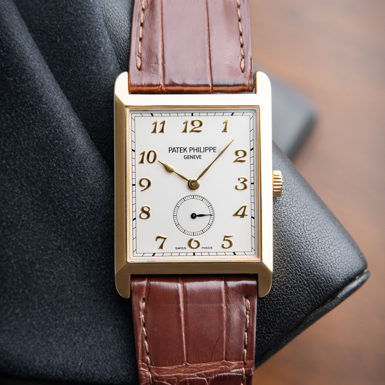 Patek Philippe Gondolo 5109J Yellow Gold Silver Ivory Dial Leather Set 30mm