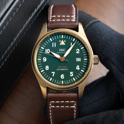 IWC Pilot's Watch Spitfire Bronze Date Green Dial 2 STRAPS/CLASPS