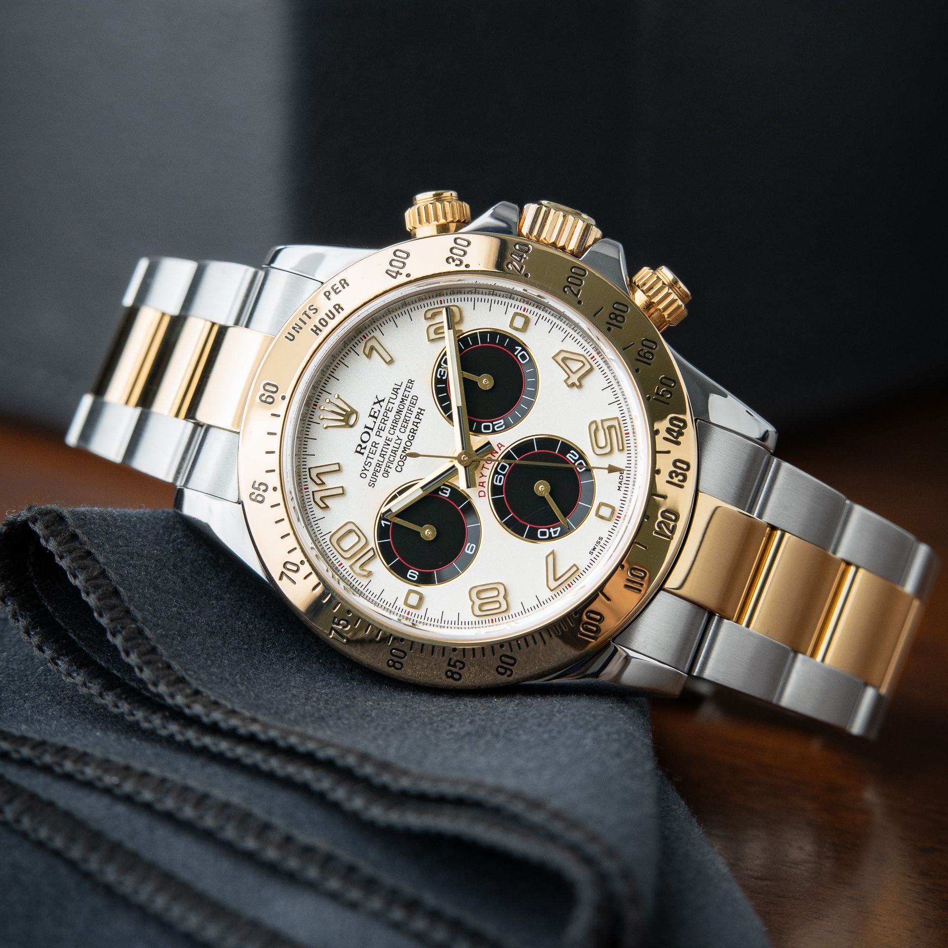 Rolex Daytona Cosmograph Two Tone Yellow Gold White Silver Panda Dial 40mm