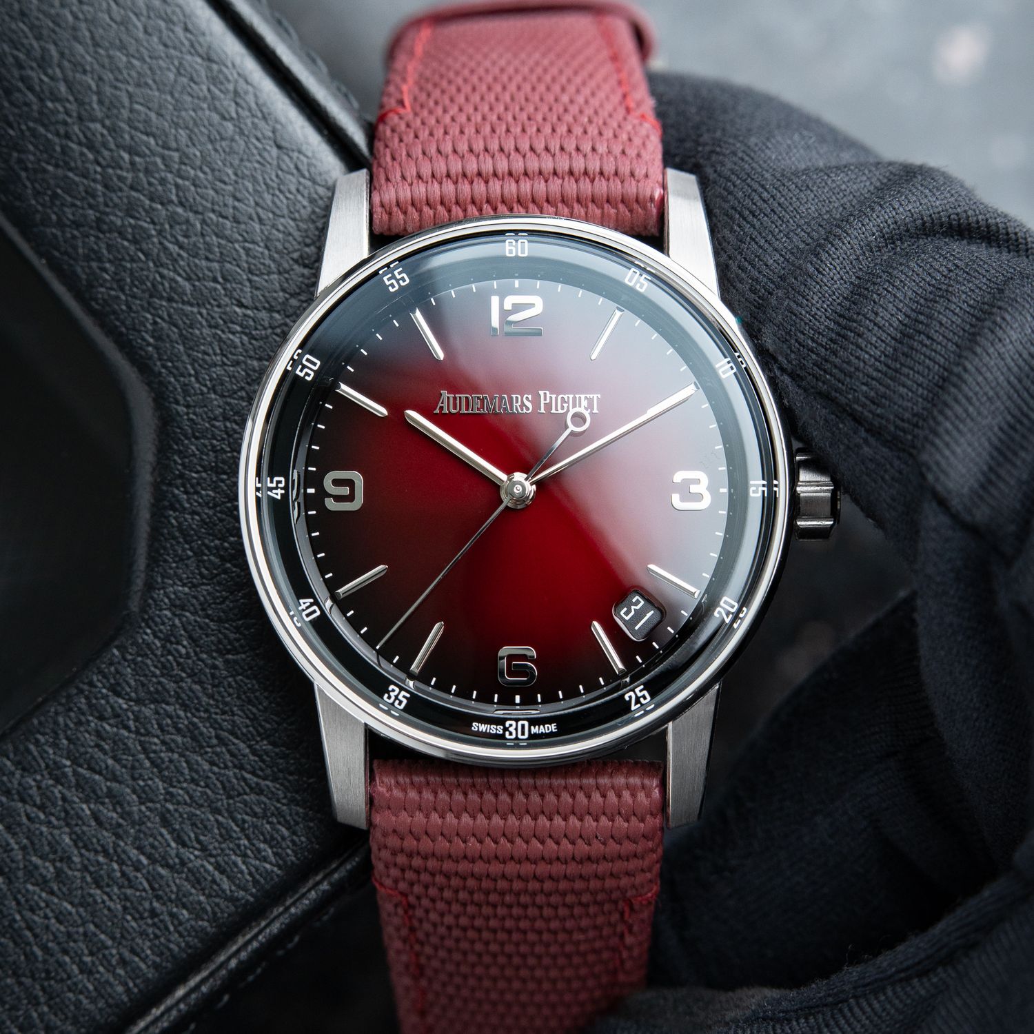 Audemars Piguet Code 11.59 CLEAN Burgundy Red Dial White Gold Rubber 41mm