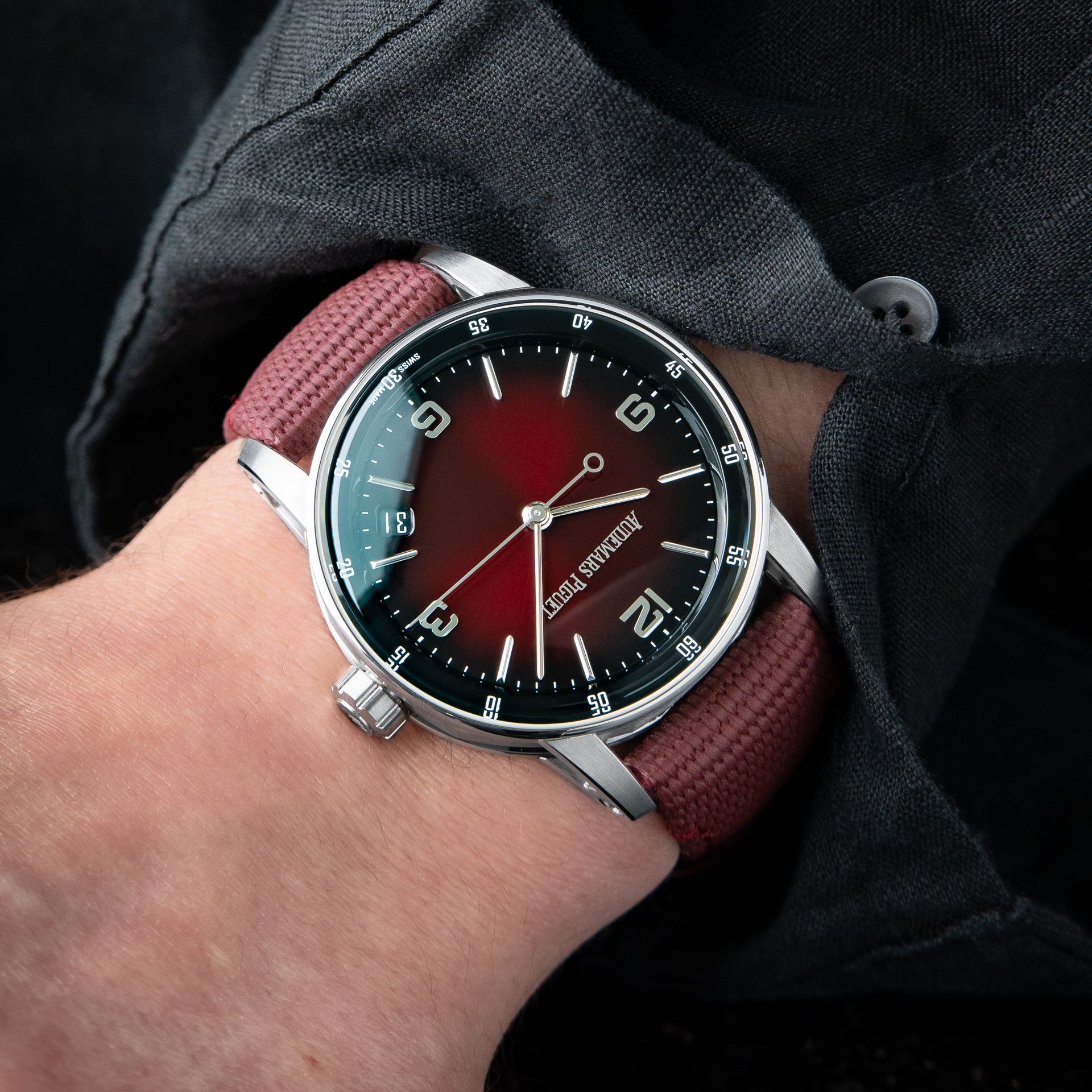 Audemars Piguet Code 11.59 CLEAN Burgundy Red Dial White Gold Rubber 41mm