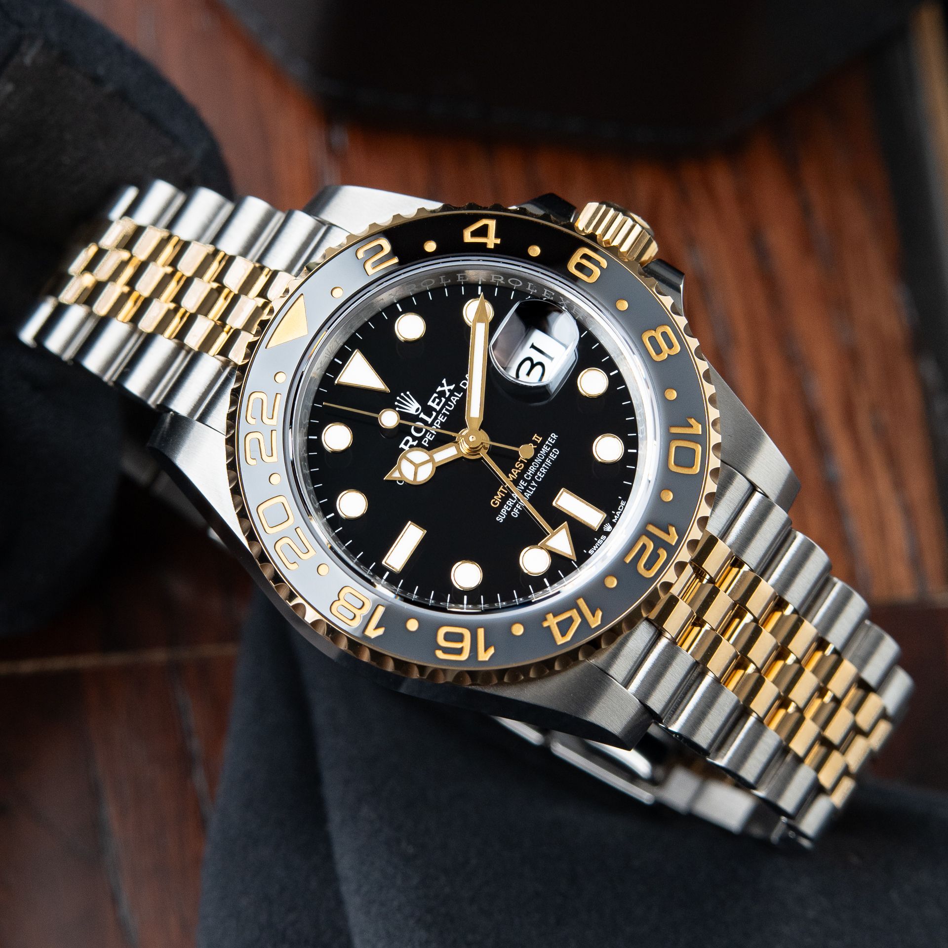 Rolex GMT-Master II UNWORN 10/24 Two Tone Yellow Gold Steel Jubilee Black