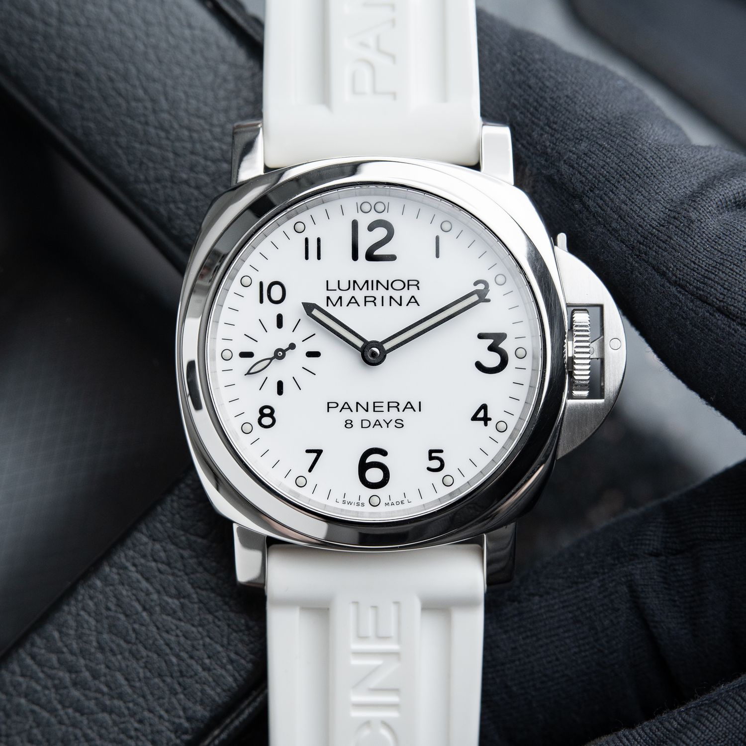 Panerai Luminor Marina 8 Days White Dial Steel Rubber Manual Pam563 44mm