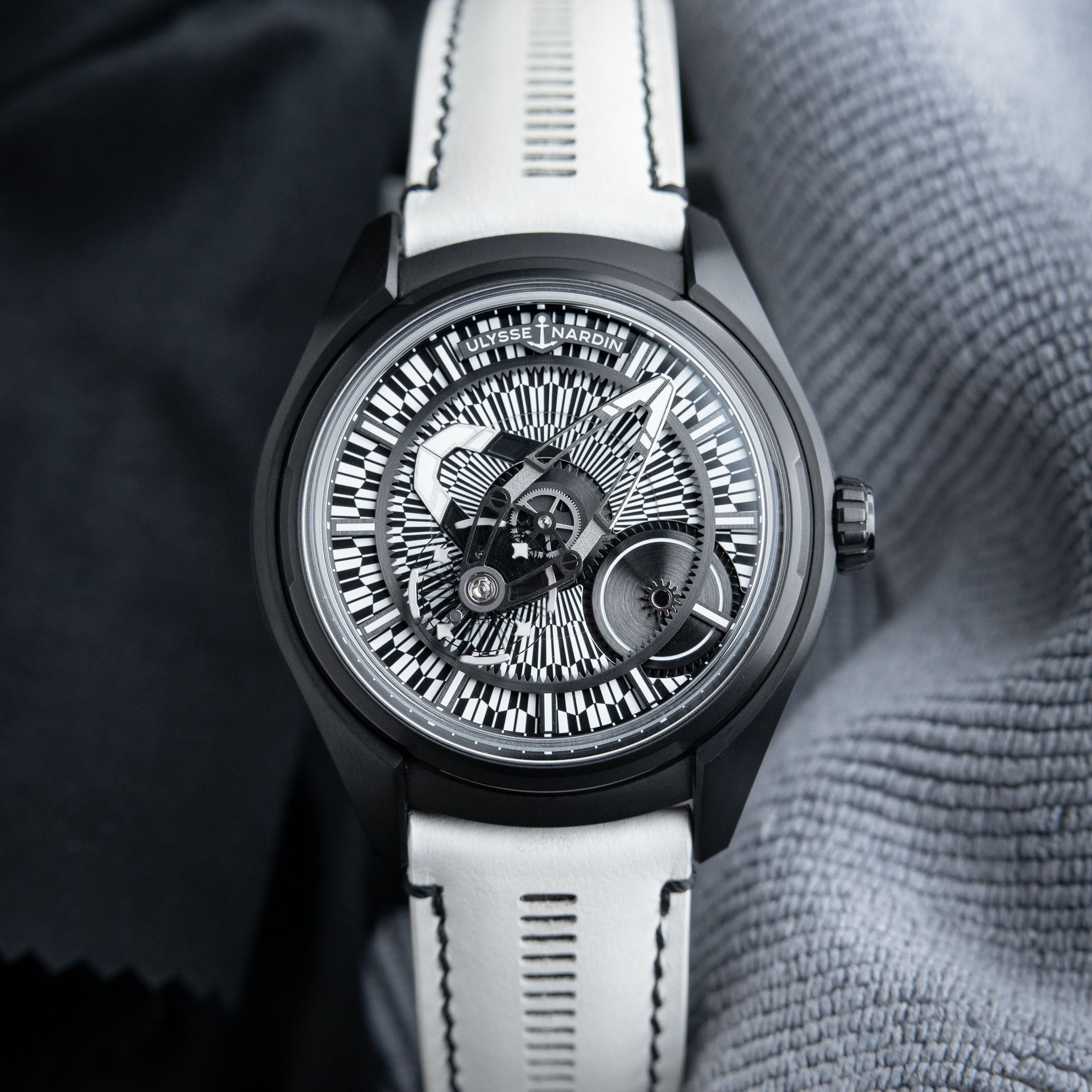 Ulysse Nardin Freak X Yagasuri UNWORN Arrow Feather Dial - Limited Edition of 30 - DLC Titanium White Razzle Dazzle Watch