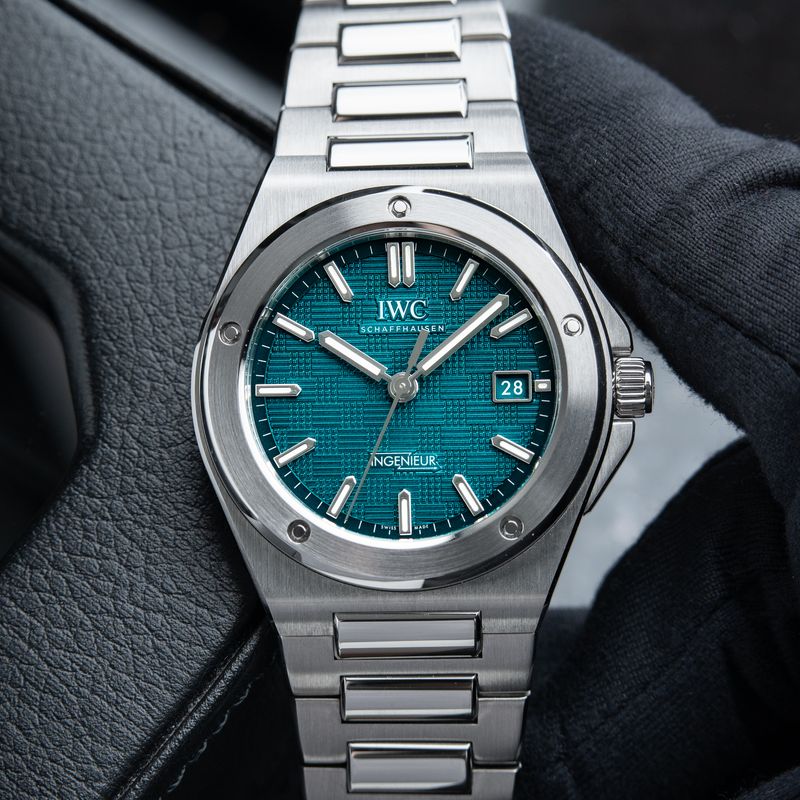 IWC Ingenieur 4/2024 Green Aqua Blue Dial Date Steel Bracelet Automatic 40