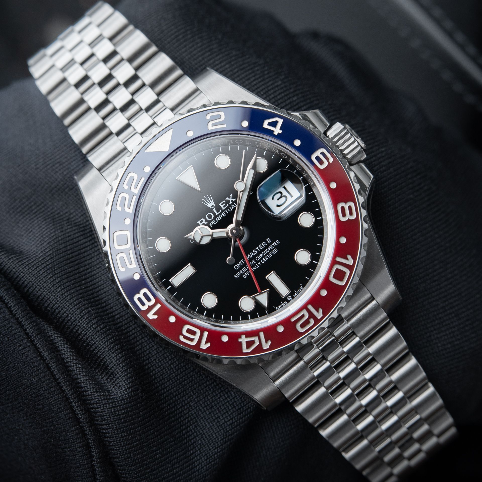 Rolex GMT-Master II Pepsi Jubilee Date Steel Ceramic Black 40