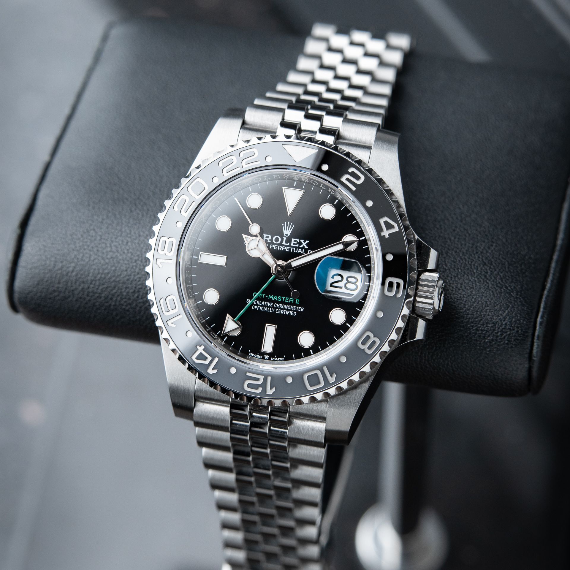 Rolex GMT-Master II 6/2024 Bruce Wayne Jubilee Steel Ceramic Black Grey 40mm