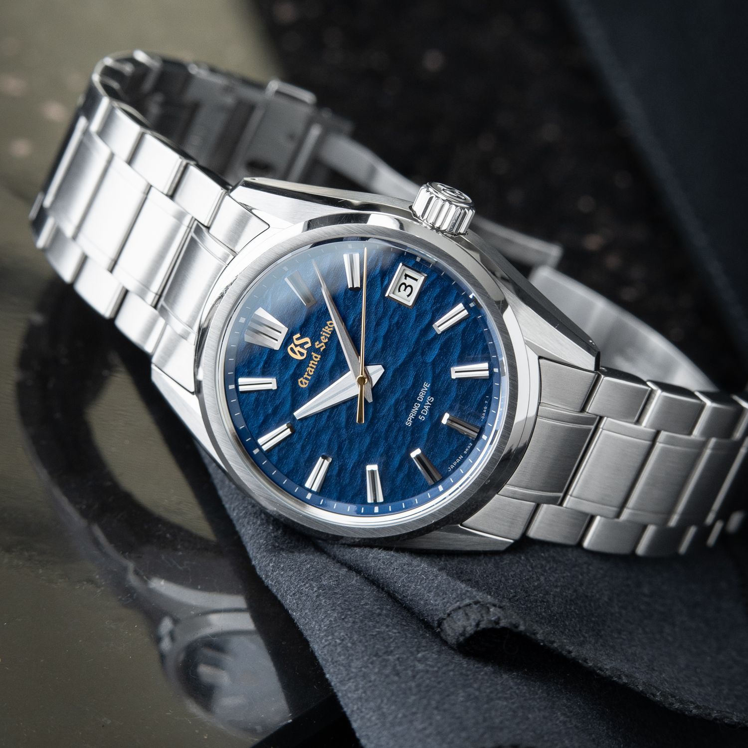 Grand Seiko Evolution 9 Collection Lake Suwa 140th Anniversary