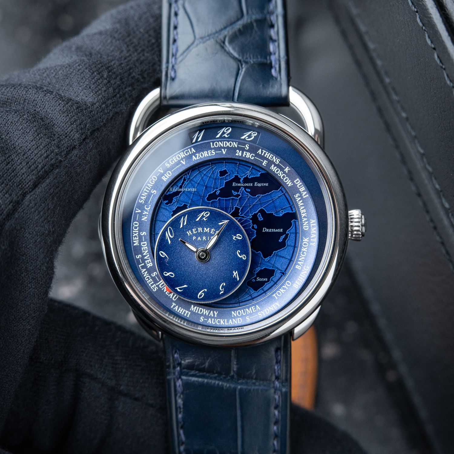 Hermès Arceau Le Temps Voyageur RARE Dual Time Zone Blue Steel 38mm Hermes