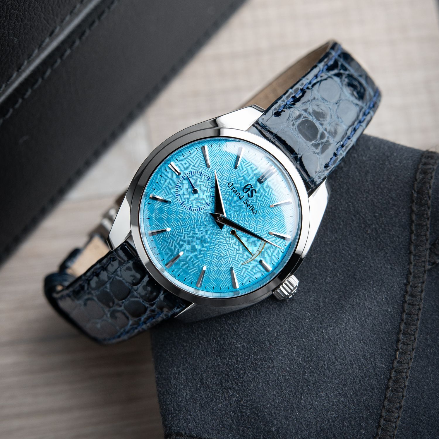 グランドセイコーのリュウズ Grand Seiko Elegance Ryusendo U.S. Limited Edition Of 300 Steel