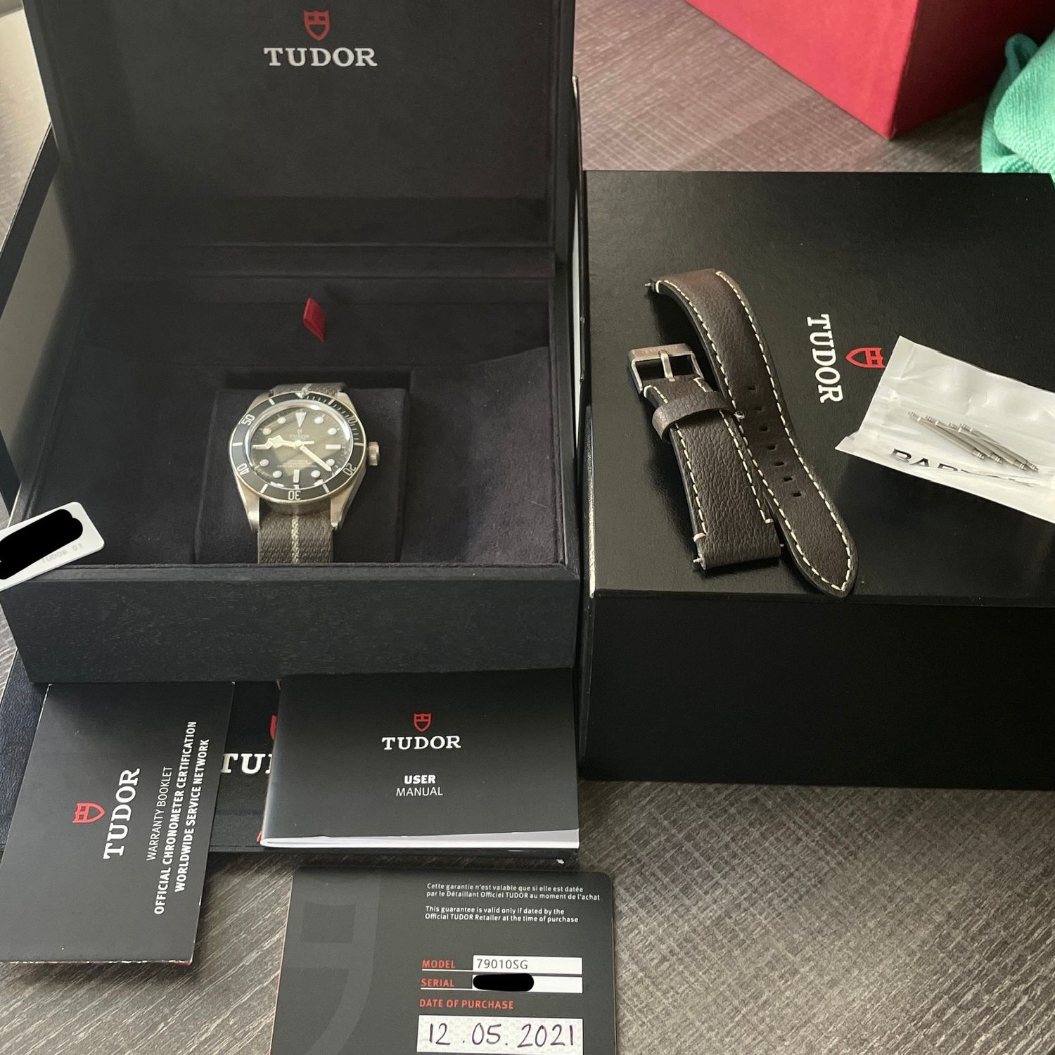 Tudor Black Bay 58 925 Silver Case 200M Leather NATO Automatic