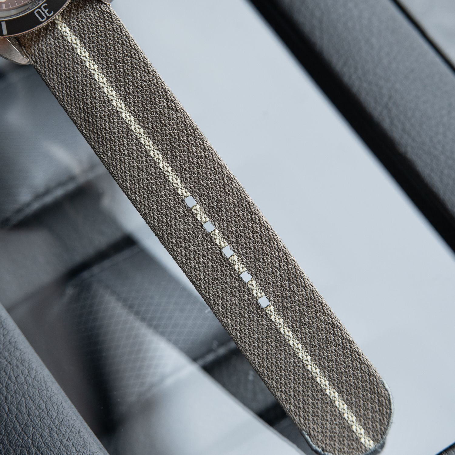 Tudor Black Bay 58 925 Silver Case 200M Leather NATO Automatic