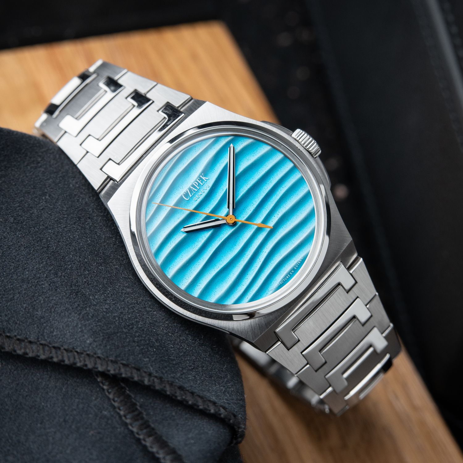 Czapek Antarctique P.04 Lanikai X Collective Horology Limited