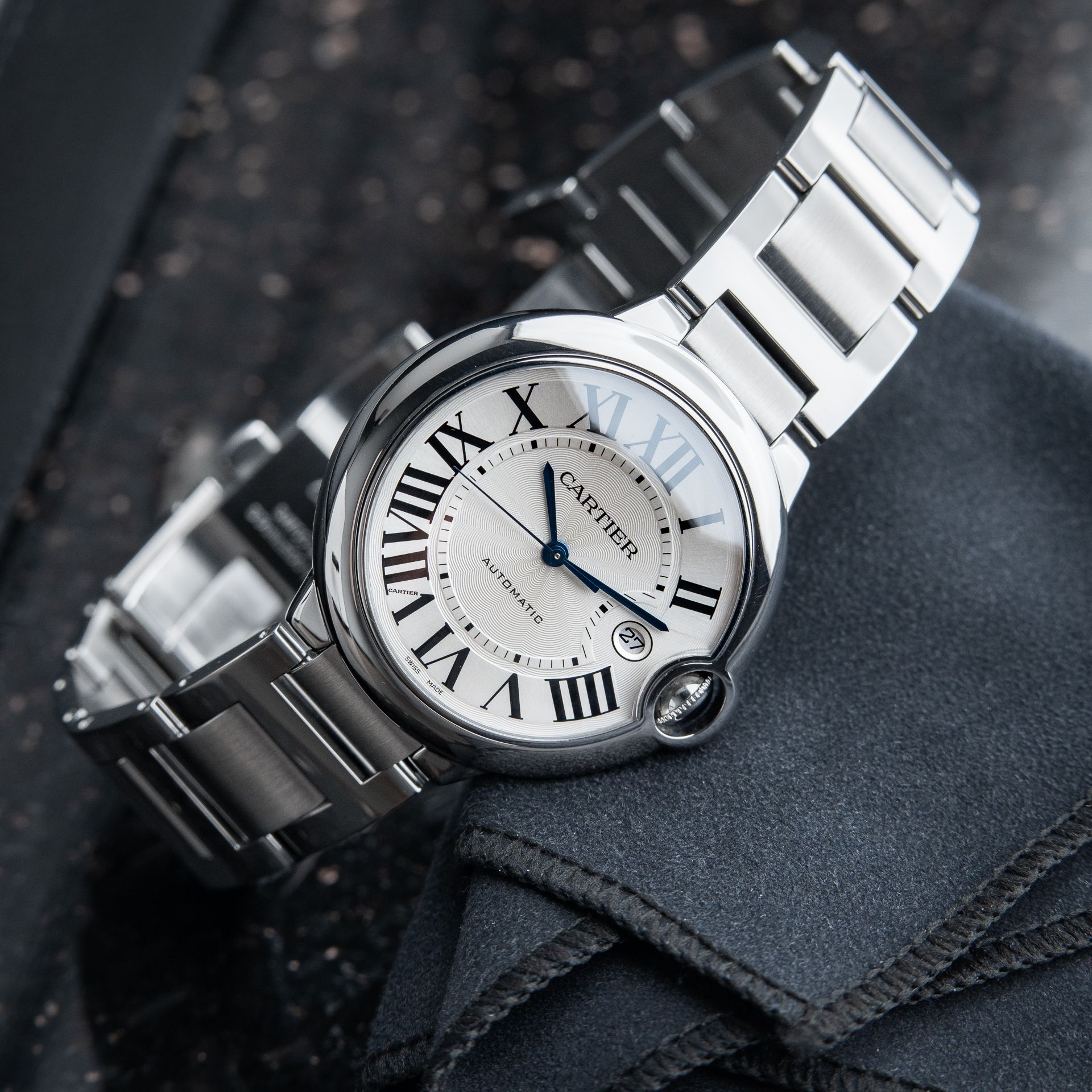 Cartier Ballon Bleu De Cartier 42 Date Steel Bracelet Silver Guilloche