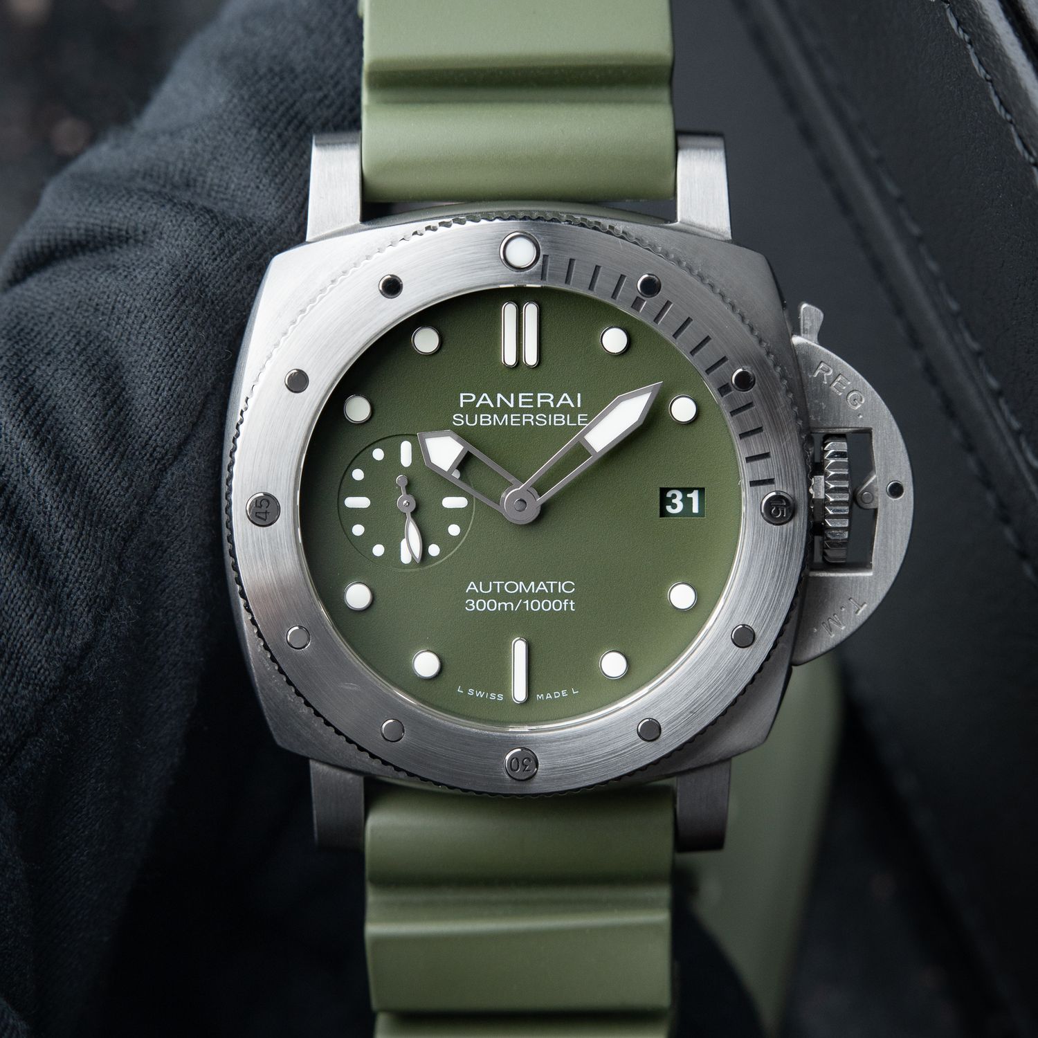 Panerai Submersible Verde Militare Limited Edition 500 Green Steel Pam1055