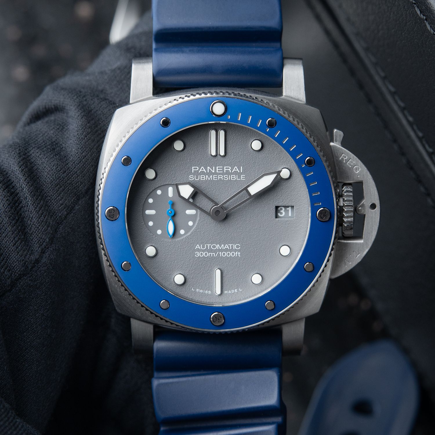 Panerai Submersible 300M Grey Blue Ceramic Bezel Rubber Strap Pam959 Diver