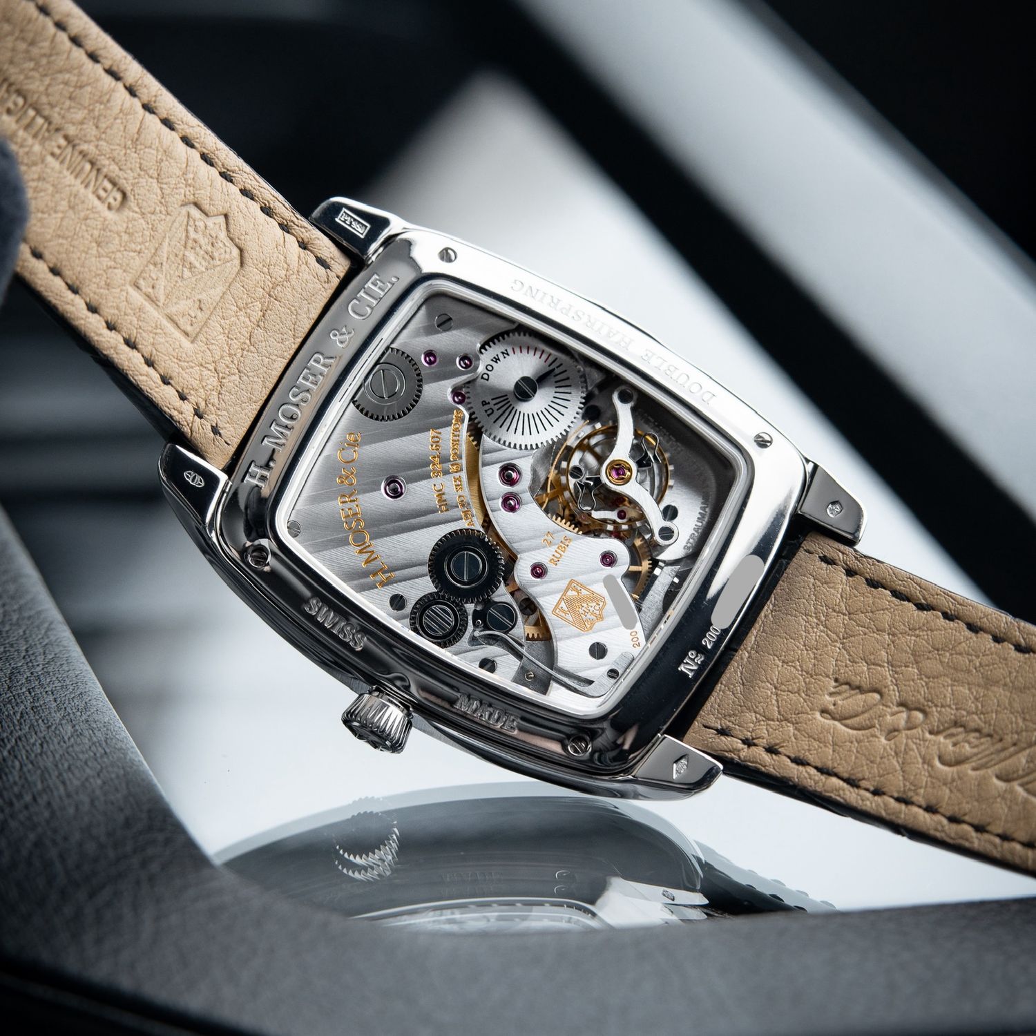 H.Moser & Cie. Pioneer Henry Double Hairspring Platinum Grey