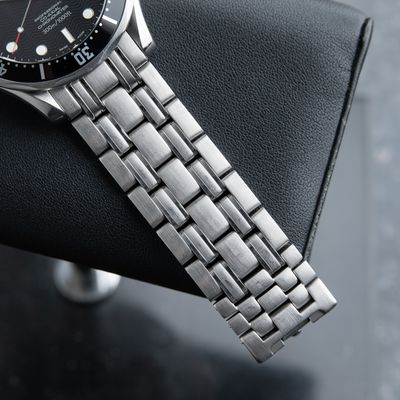 Omega Seamaster Diver 300M Co-Axial Black Dial Ceramic Steel