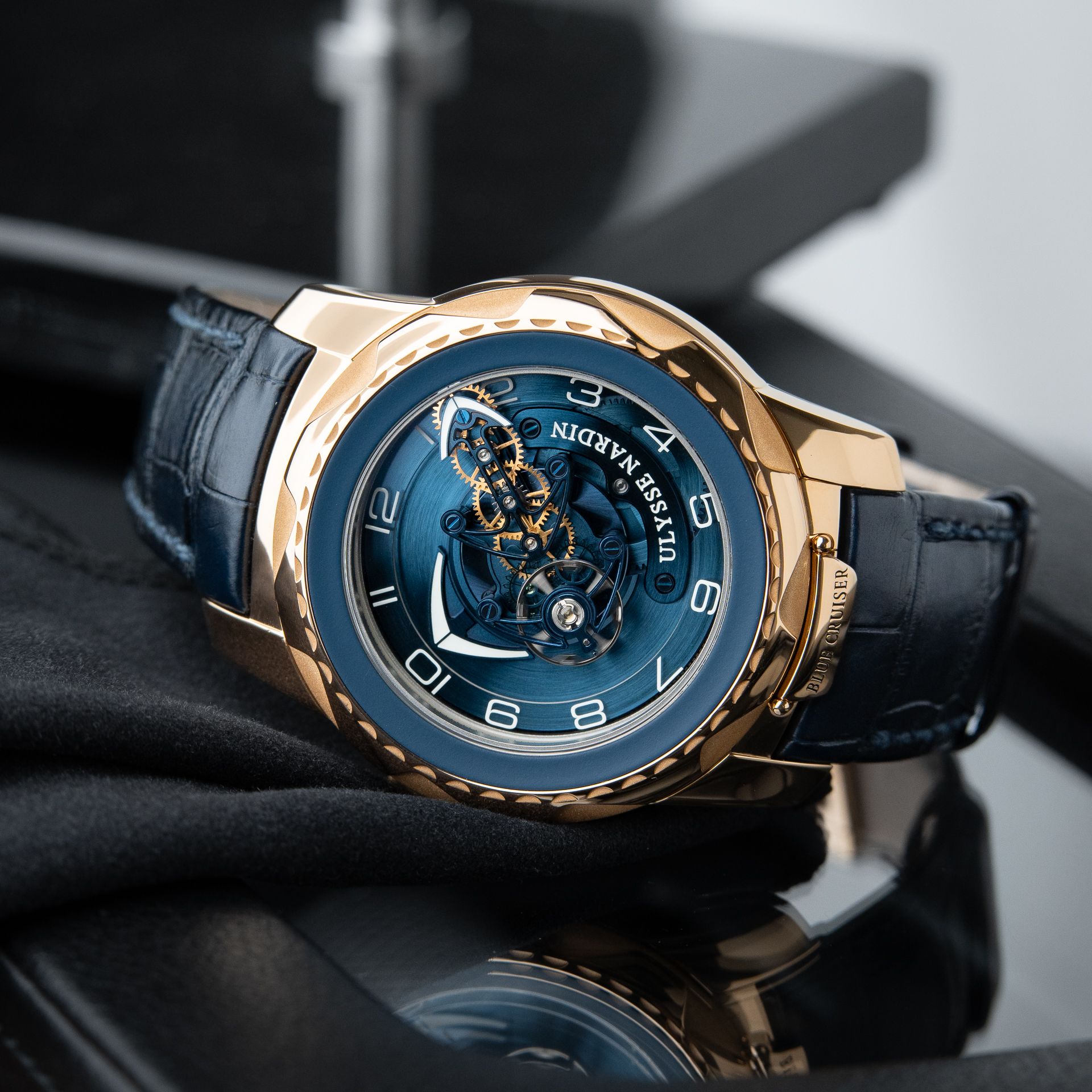 Ulysse Nardin Freak Blue Cruiser Carrousel-Tourbillon Rose Gold Blue Dial 2056-131