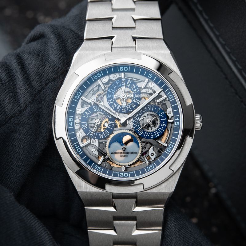 Vacheron Constantin Overseas 4300V Perpetual Calendar Ultra-Thin White Gold Skeleton