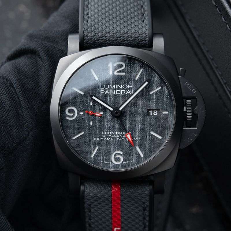 Panerai Luminor Luna Rossa 1950 GMT DLC Titanium 3 Days Grey Dial PAM1036