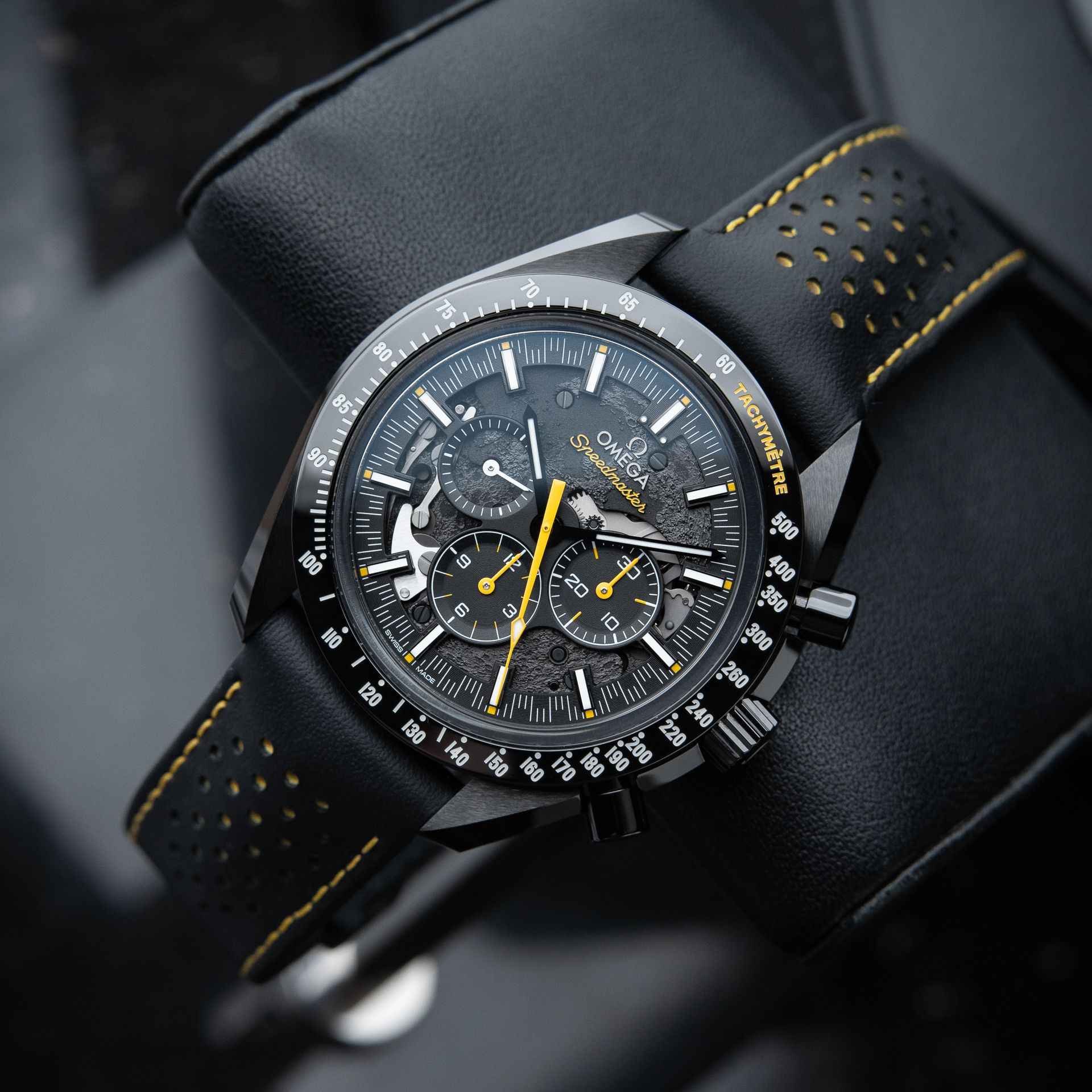 Omega Speedmaster CLEAN 2023 Dark Side Of The Moon Apollo 8 Black Ceramic