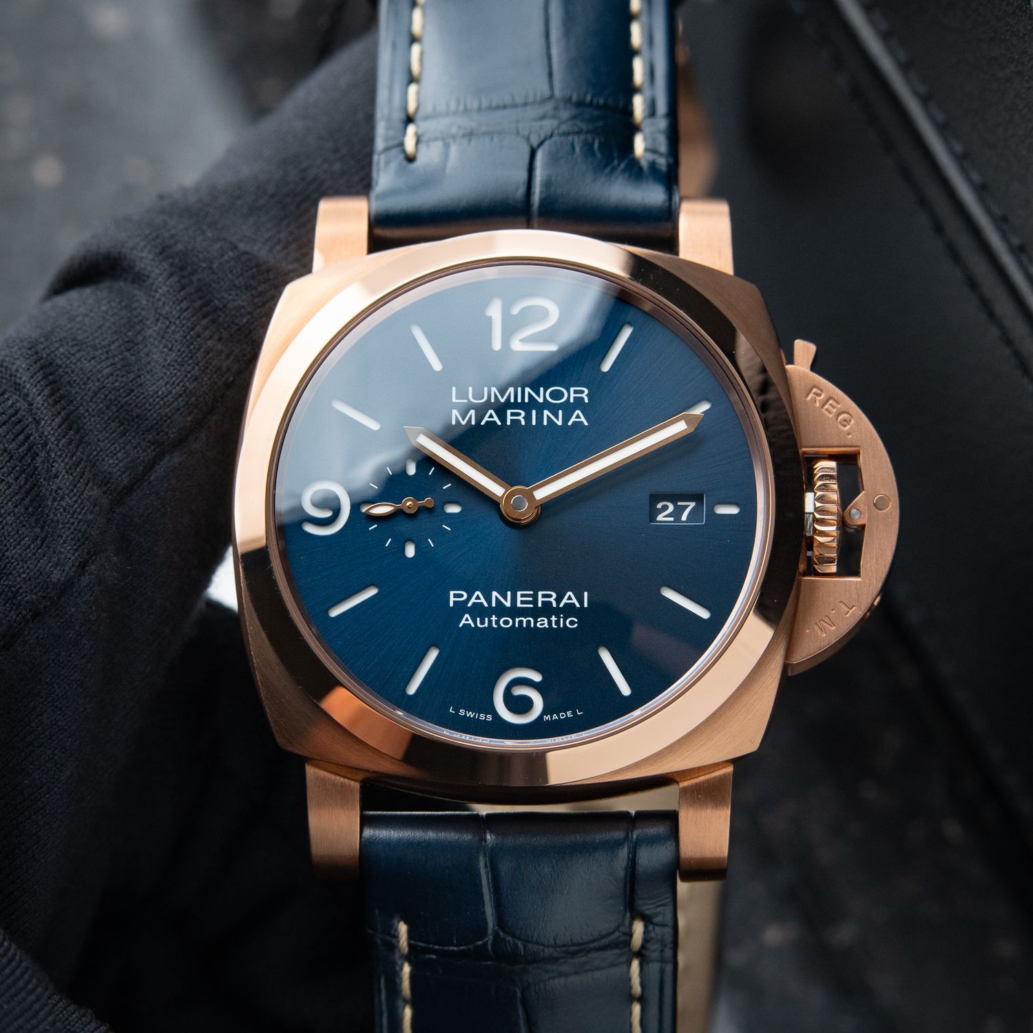 Panerai Luminor Marina Goldtech Sole Blue Dial Rose Gold Pam1112 44mm Date