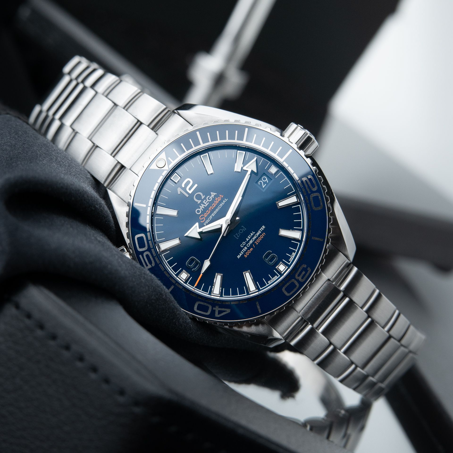 Omega Seamaster Planet Ocean 600M Diver 12/2023 Blue Ceramic Steel Bracelet