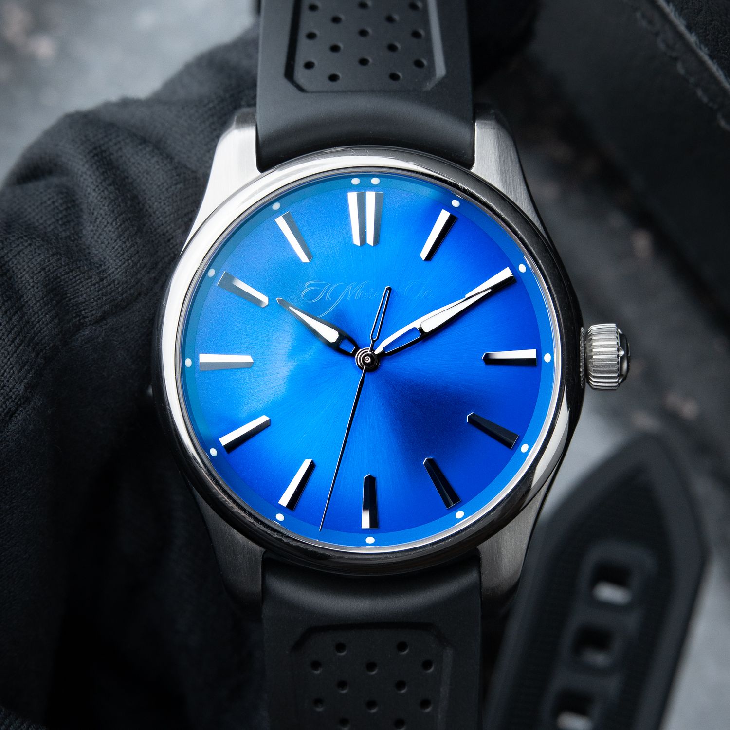 H.Moser & Cie. Pioneer Centre Seconds Arctic Blue 1/2024 Dial Steel 40mm