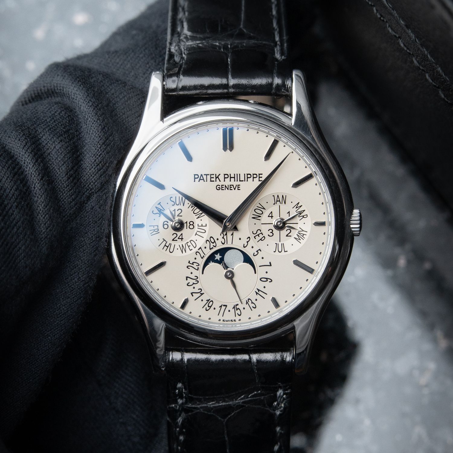 Patek Philippe Perpetual Calendar 5140G Moon Phase White Gold Ivory Dial