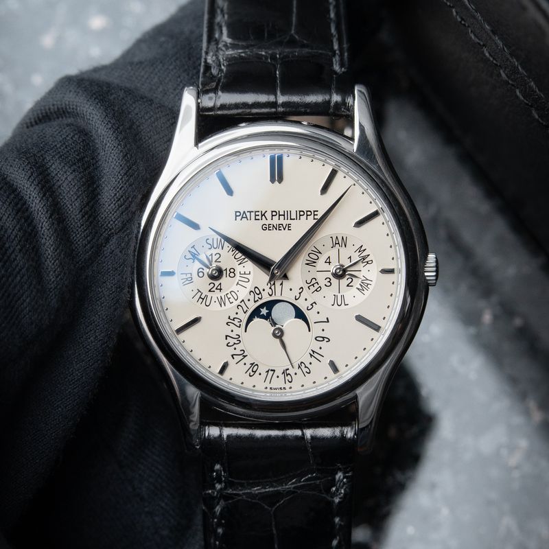 Patek Philippe Perpetual Calendar 5140G Moon Phase White Gold Ivory Dial
