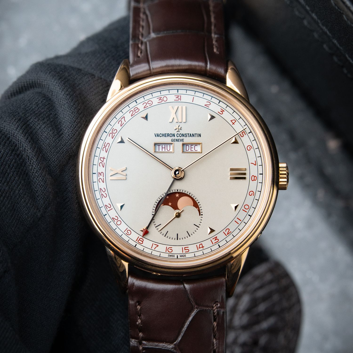 Vacheron Constantin Historiques 1948 Triple Calendar Red Limited Rose Gold 3100V