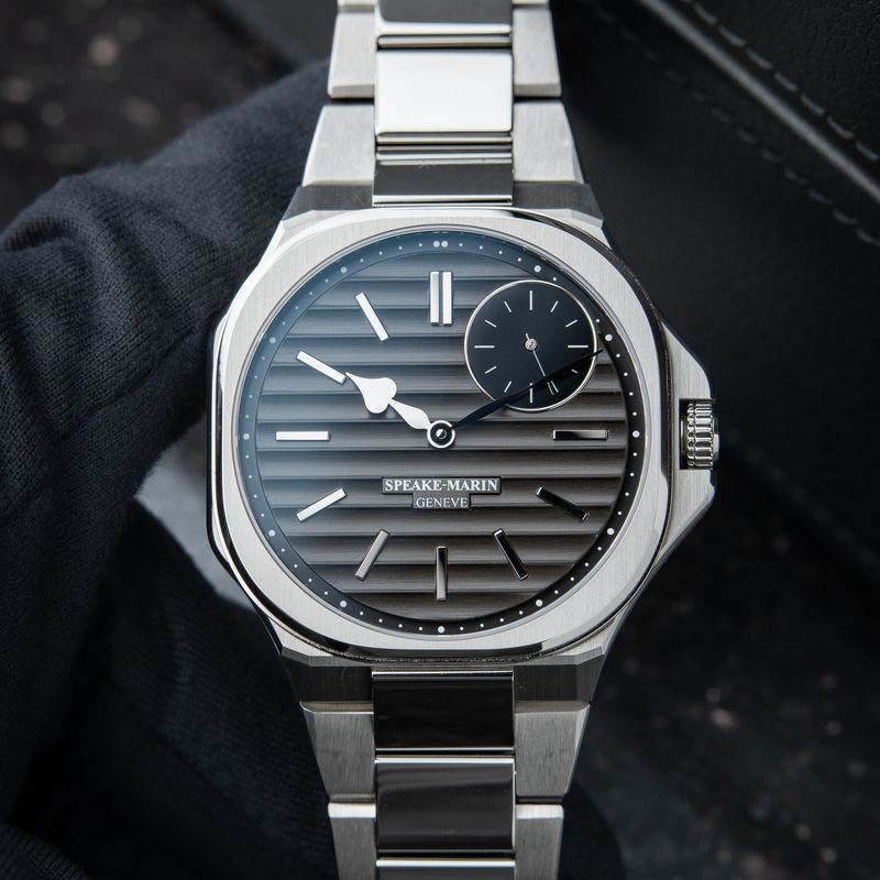 Speake-Marin Ripples Original Black Grey Dial Steel Bracelet 40.3mm