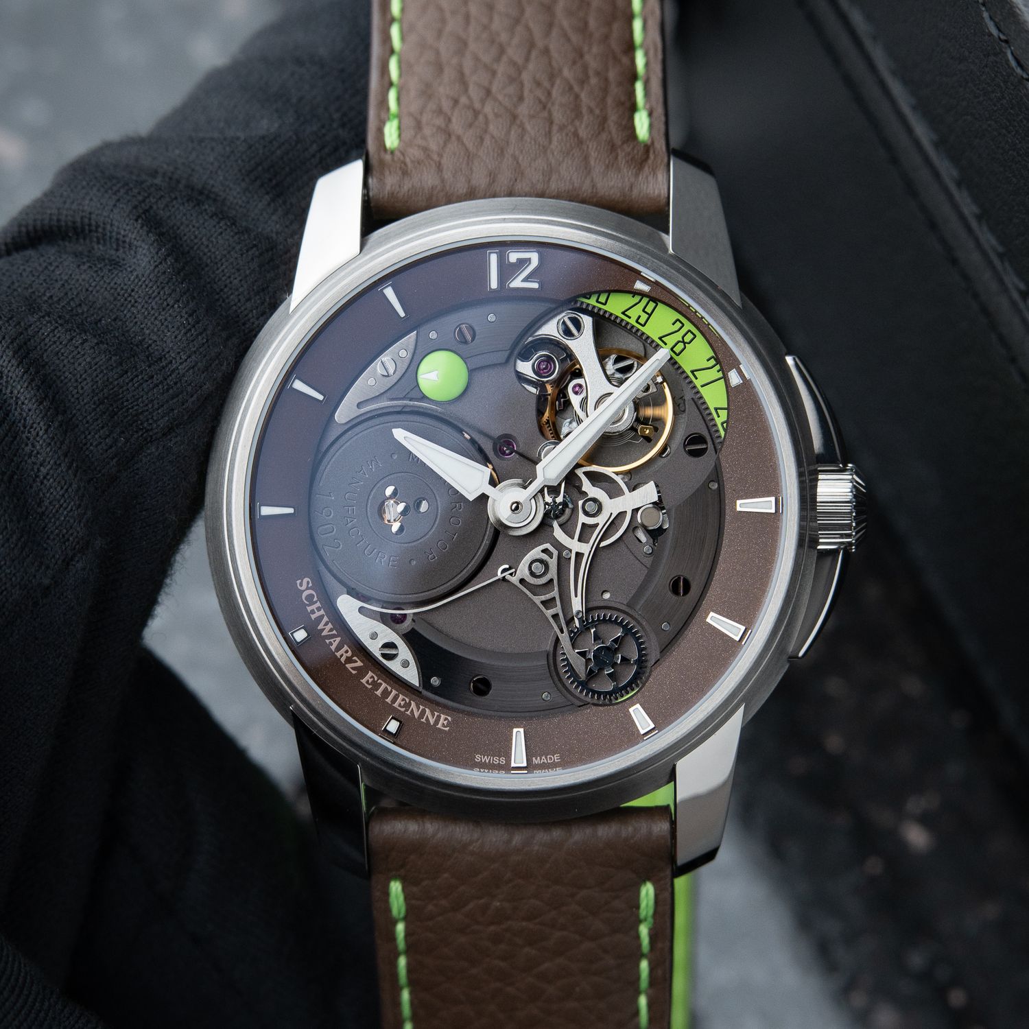 Schwarz Etienne Roswell 08 UNWORN 2023 Openworked Tabacco Brown Dial 45mm
